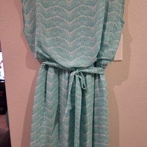 Emma & Michele Aqua Chevron Blouson Midi Dress Size Medium